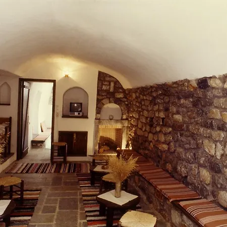 Tsitsiris Castle Hotel
